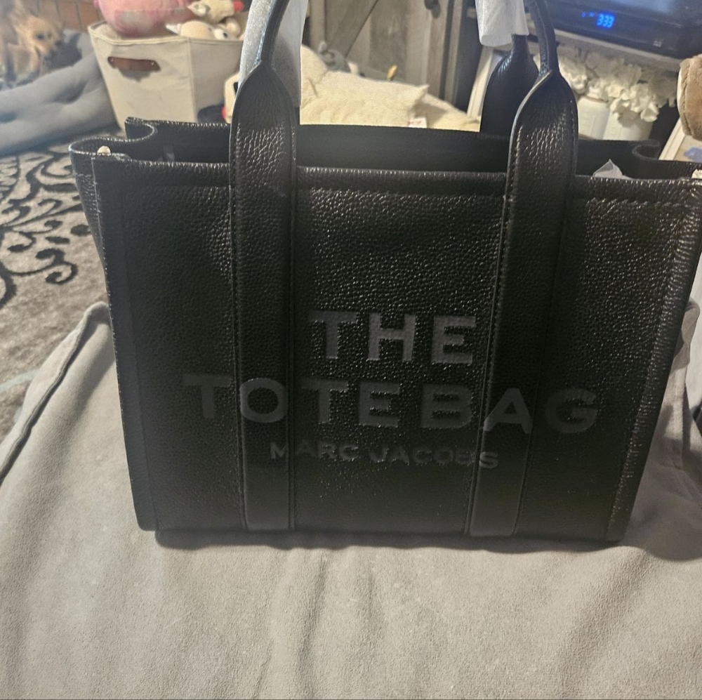 COPY - Marc Jacob's the tote bag
